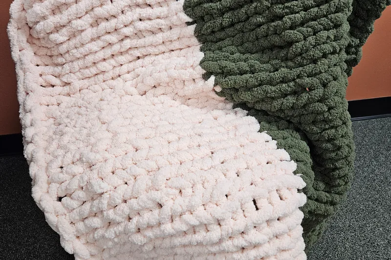 Wicked Chunky Knit Blanket Workshop