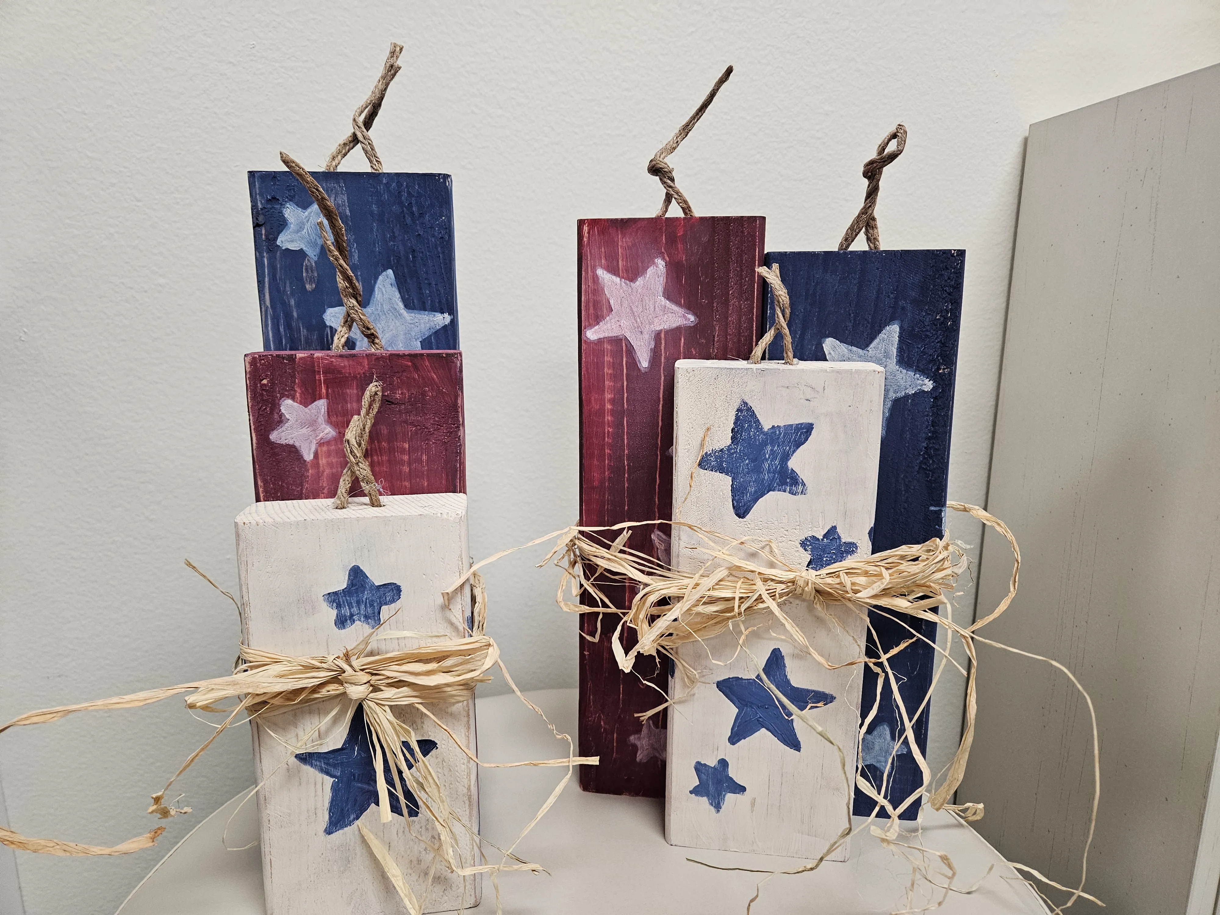 🎆 Paint Your Own Wooden Firecrackers