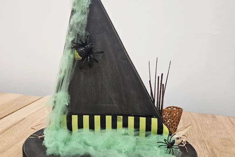 🧙♀️ Witch Hat Centerpiece Class