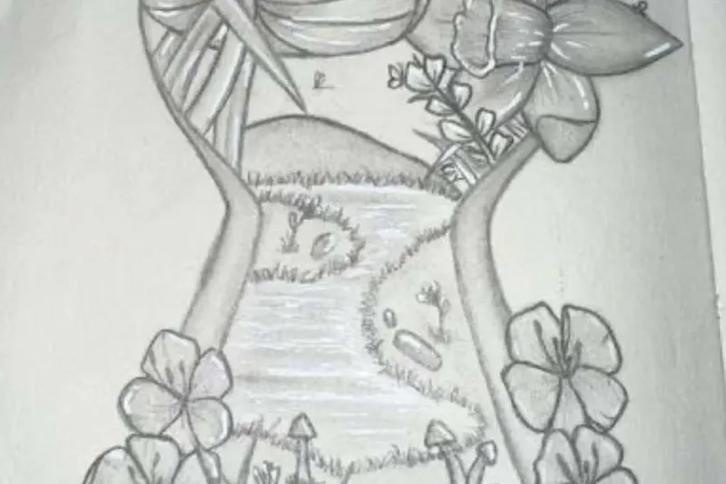 โ๏ธ Whimsical Keyhole Pencil Drawing Class